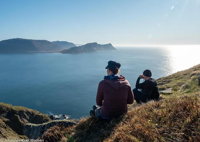 Miljosenter & Opplev 3* Runde